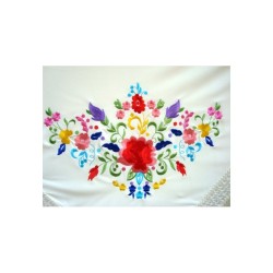 MANTONCILLO BORDADO PEQUEÑO